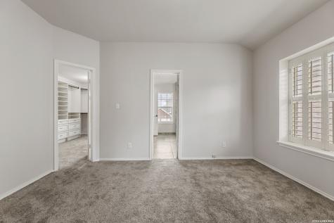 15042 Stonetower San Antonio TX 78248