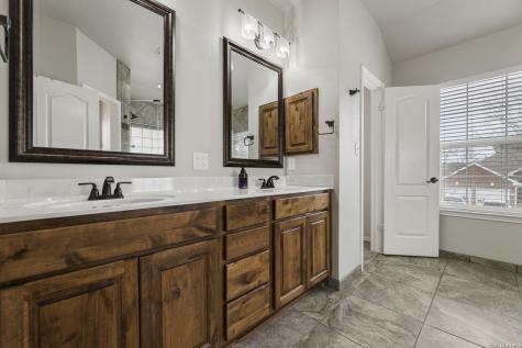 15042 Stonetower San Antonio TX 78248
