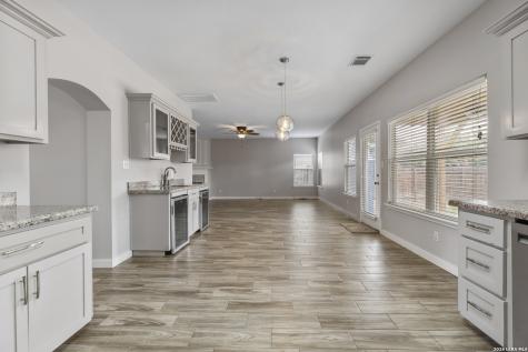 15042 Stonetower San Antonio TX 78248