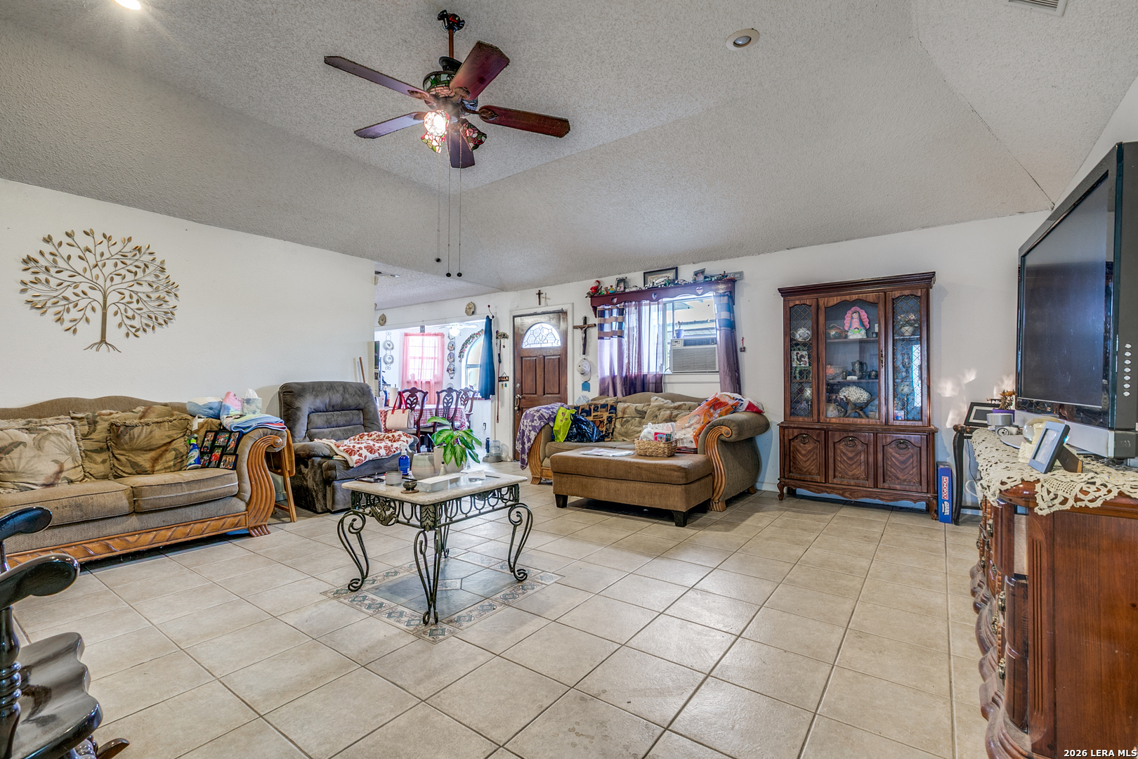 1551 W Villaret San Antonio TX 78224