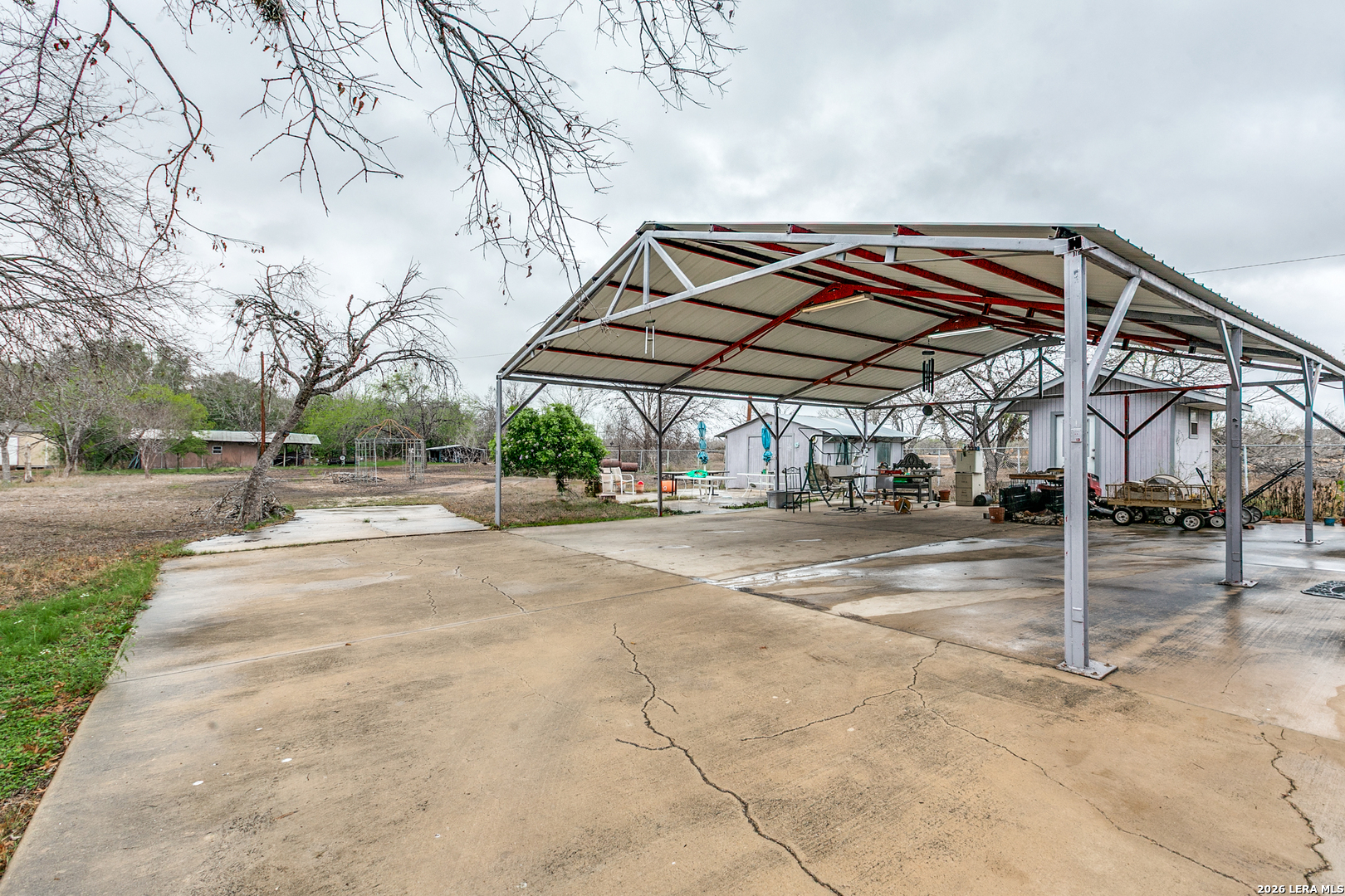 1551 W Villaret San Antonio TX 78224