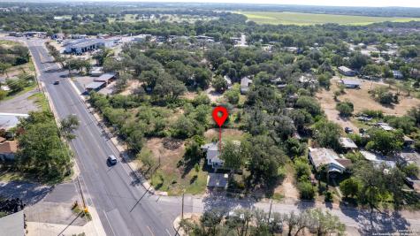 806 S Park Street Uvalde TX 78801