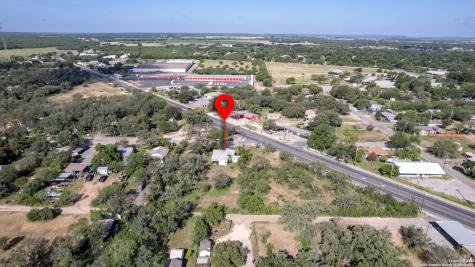 806 S Park Street Uvalde TX 78801