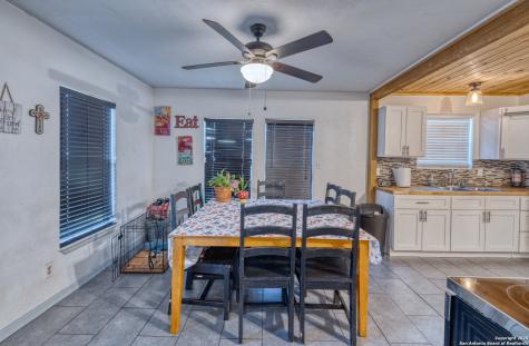806 S Park Street Uvalde TX 78801