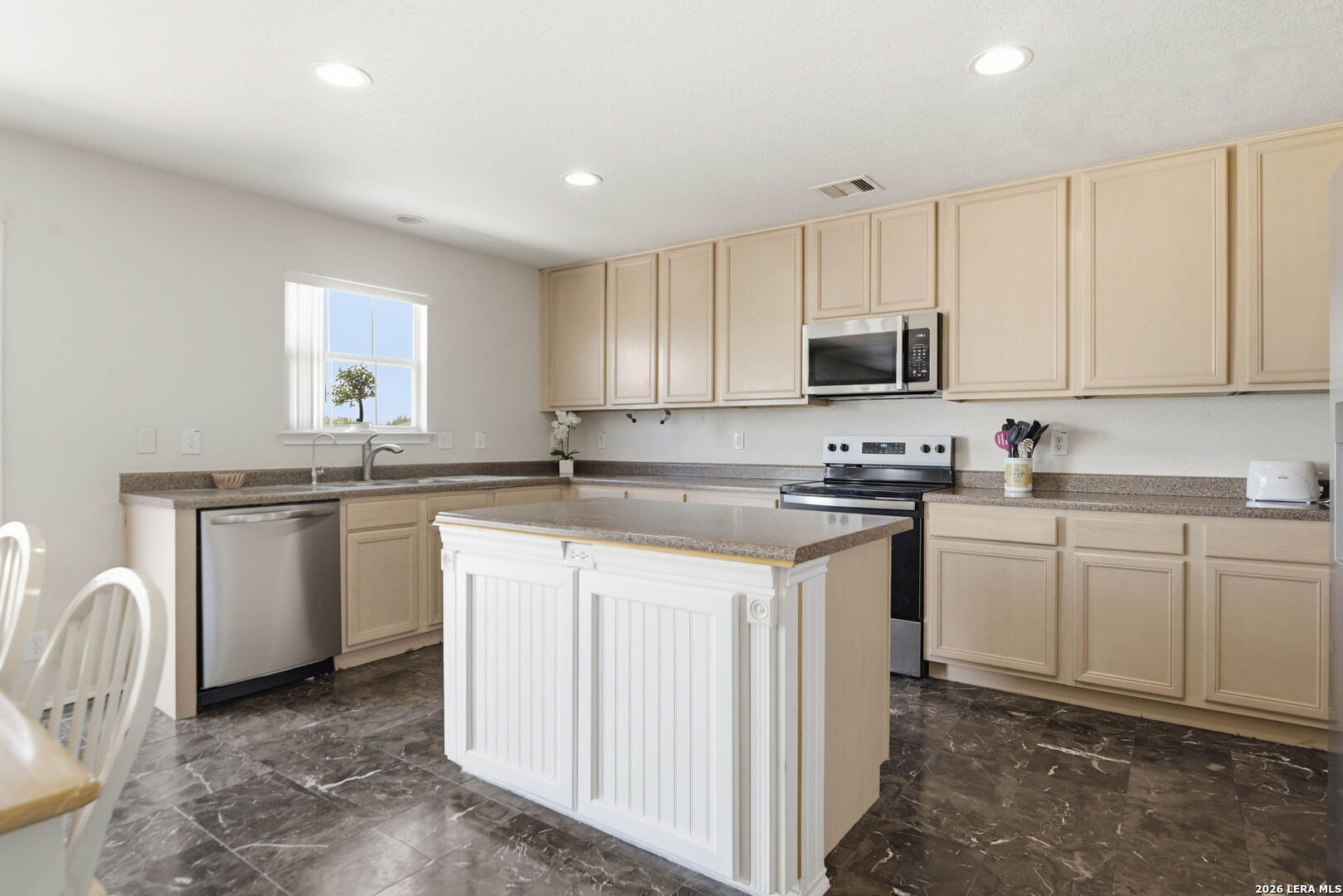 6511 Falcons Heights San Antonio TX 78233