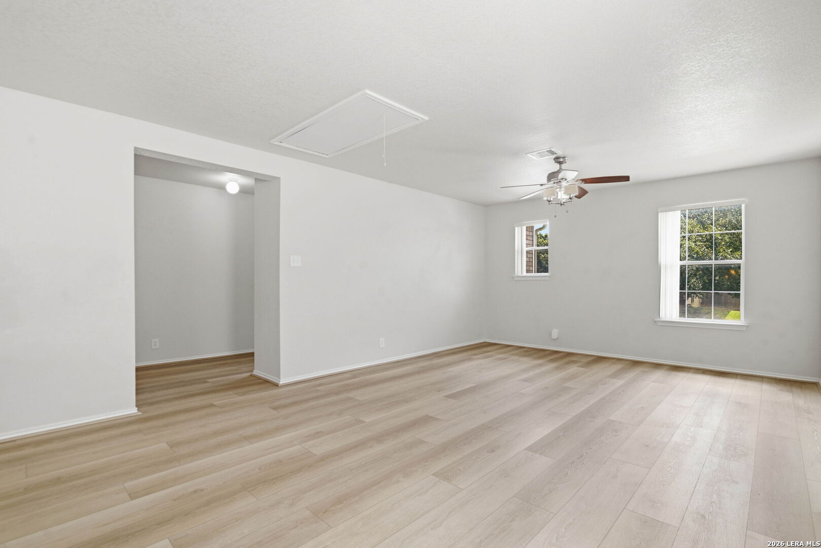 6511 Falcons Heights San Antonio TX 78233