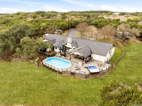 27150 Karsch Road Boerne TX 78006