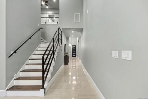 428 Rittiman Road Terrell Hills TX 78209