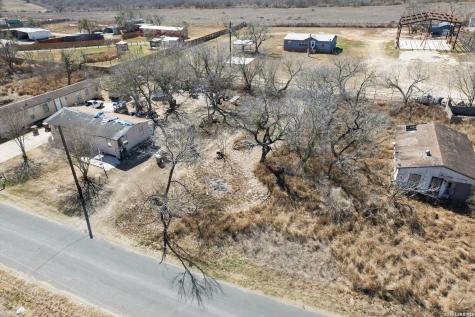 18829 Lagloria Road Elmendorf TX 78112