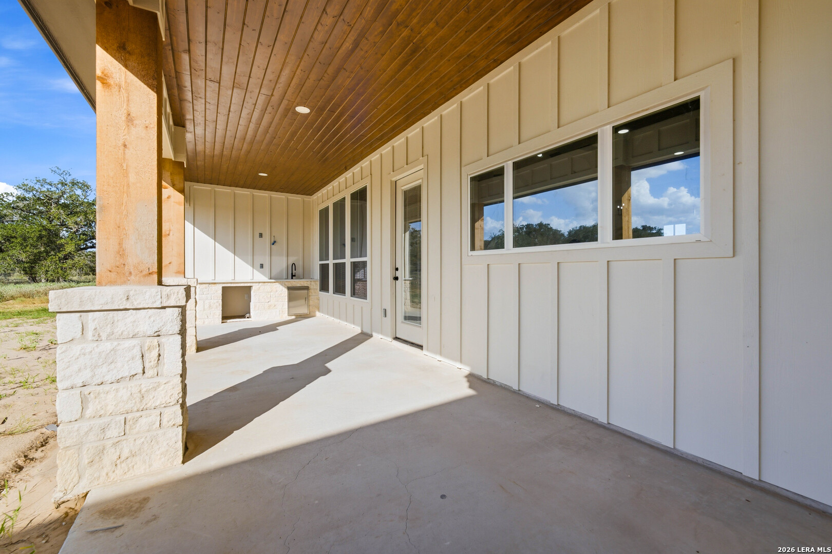 310 Firewheel Loop Floresville TX 78114