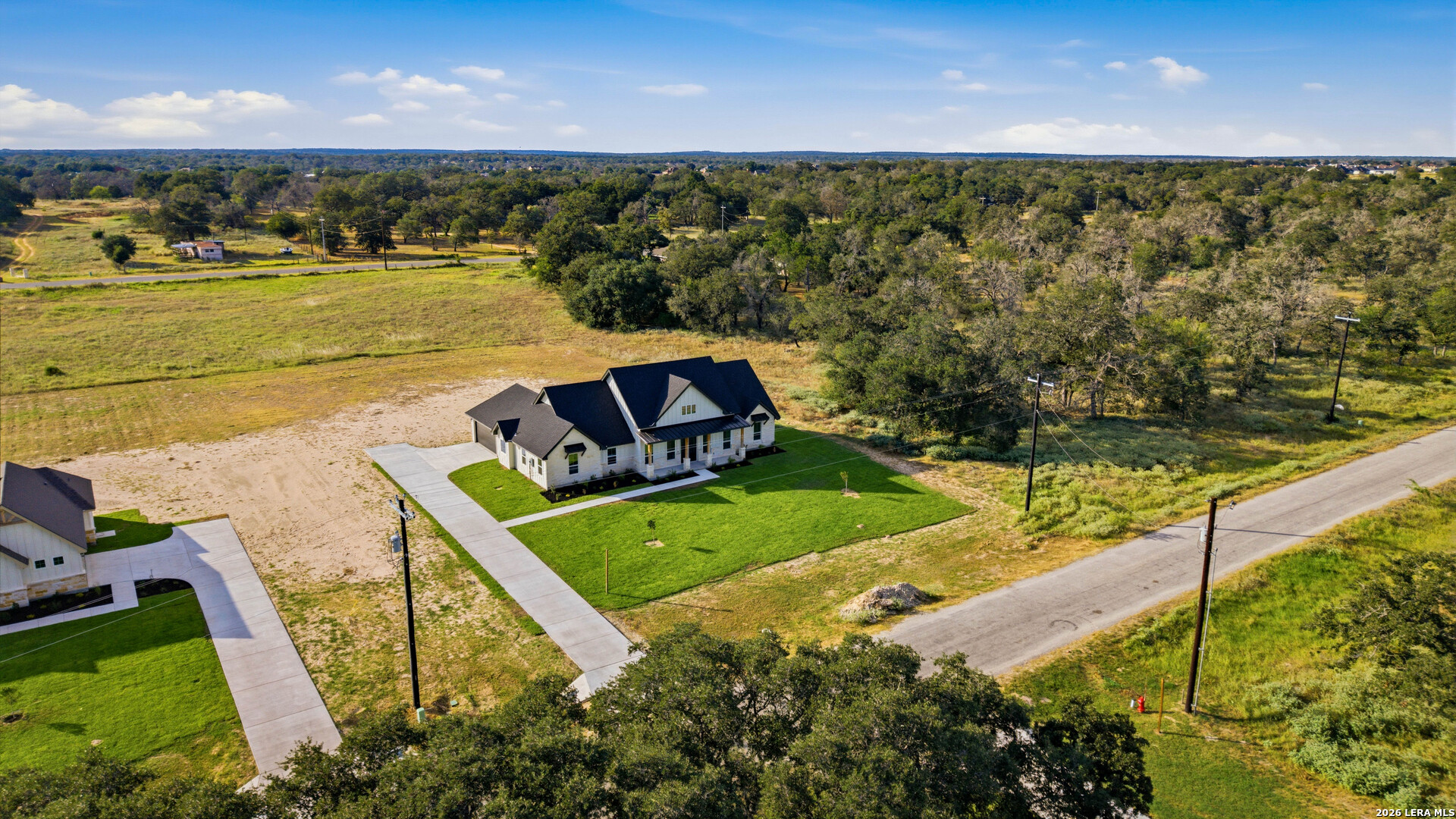 310 Firewheel Loop Floresville TX 78114