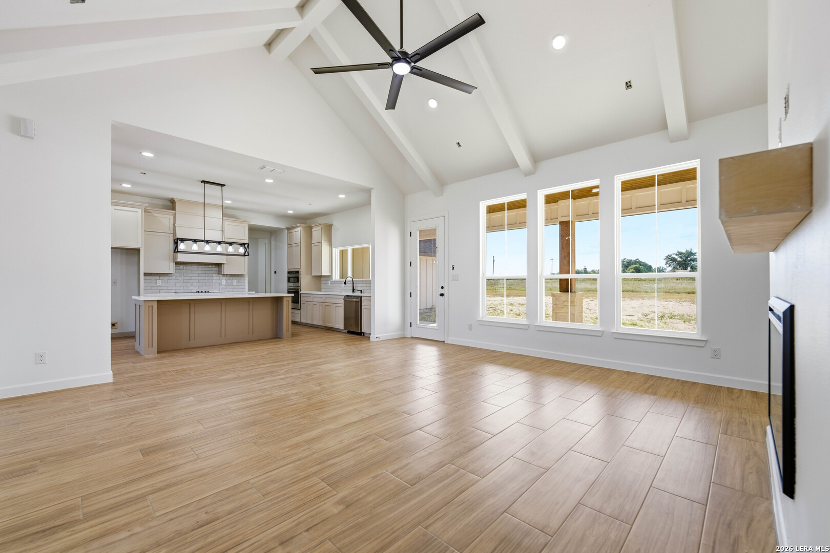 310 Firewheel Loop Floresville TX 78114
