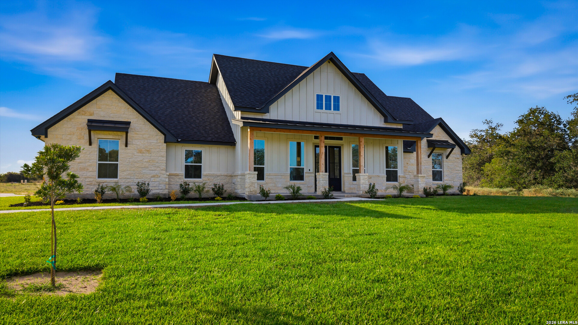 310 Firewheel Loop Floresville TX 78114