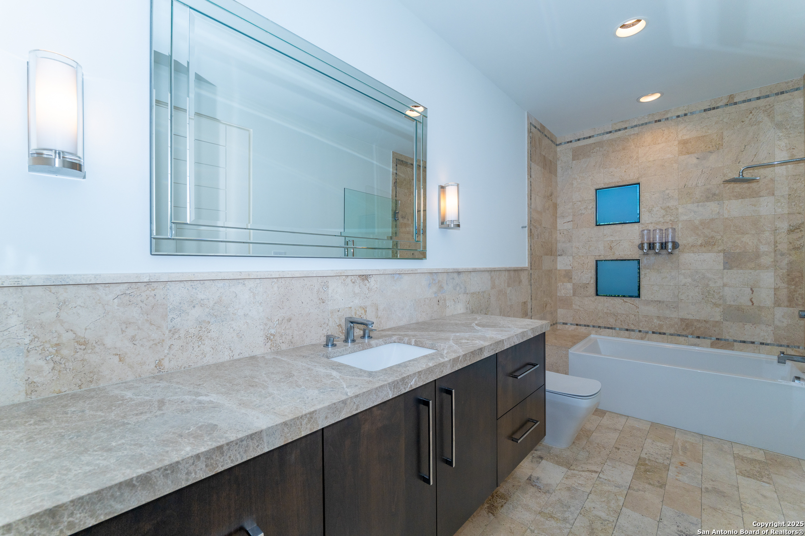 100 Canterbury Hill Terrell Hills TX 78209