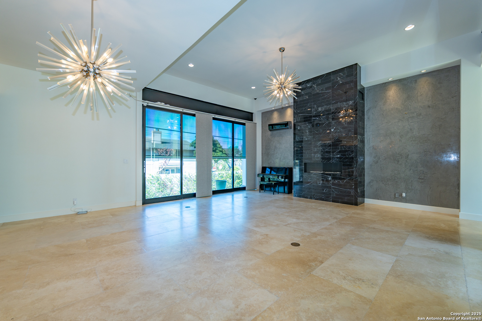 100 Canterbury Hill Terrell Hills TX 78209