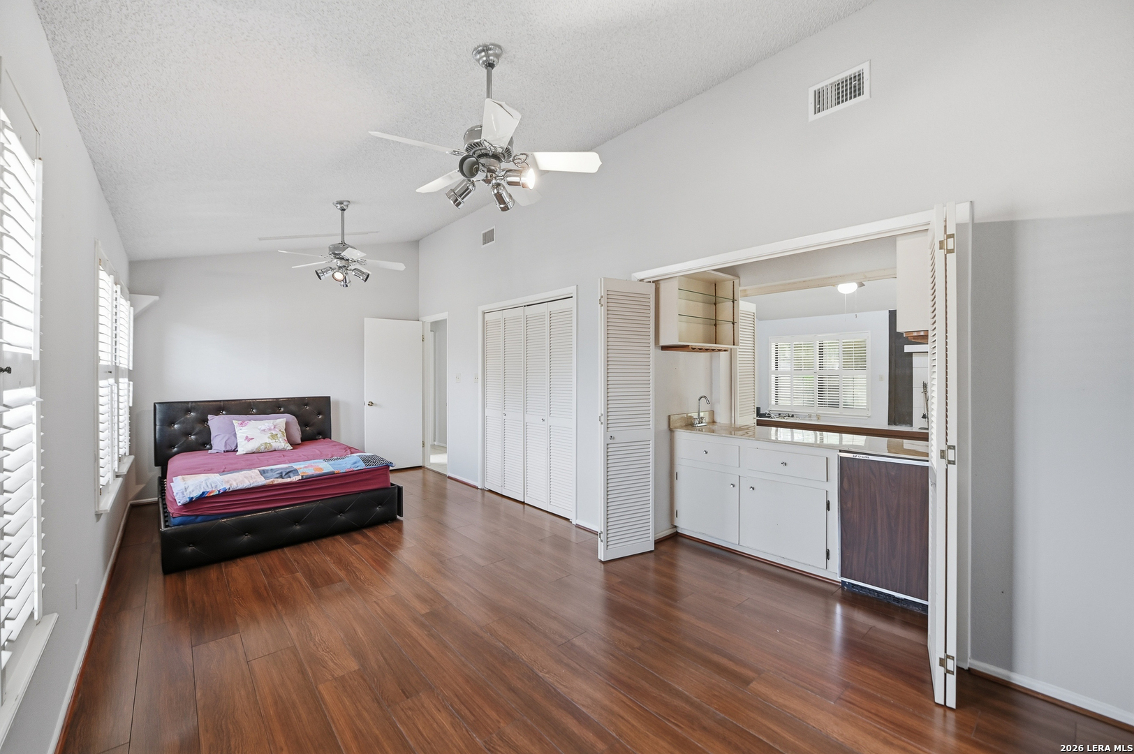 10914 Link San Antonio TX 78213