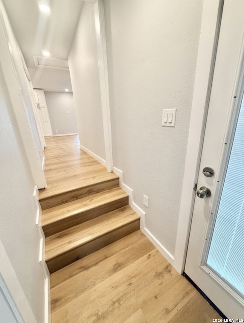 1126 W Lullwood San Antonio TX 78201