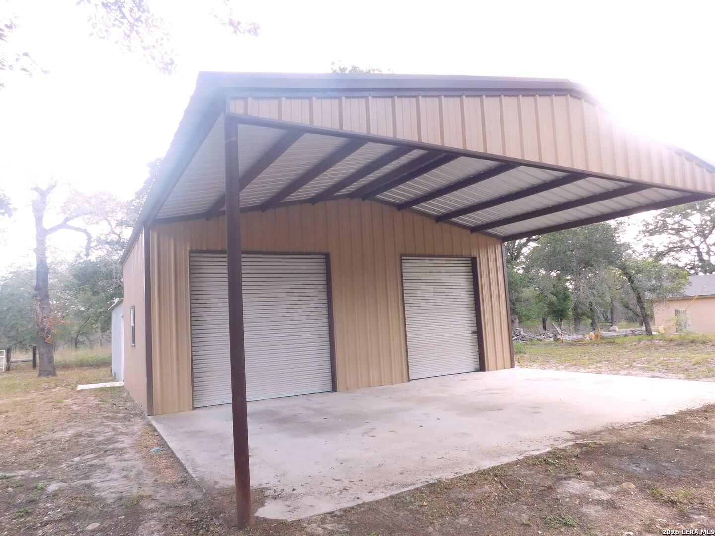 110 Hunters Glen Floresville TX 78114