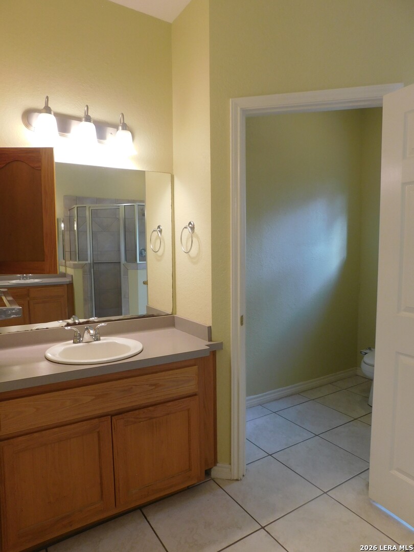 110 Hunters Glen Floresville TX 78114