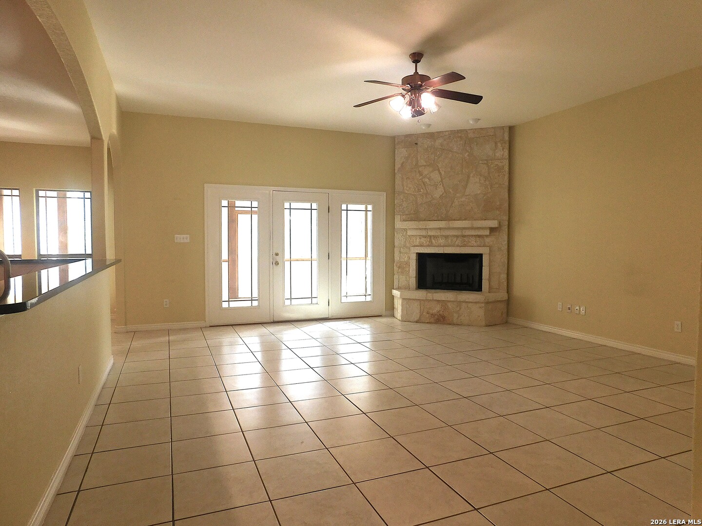 110 Hunters Glen Floresville TX 78114