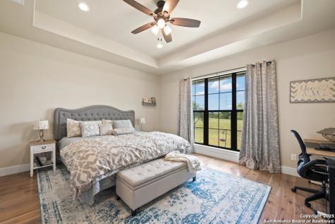 1212 Engler Dairy Seguin TX 78155