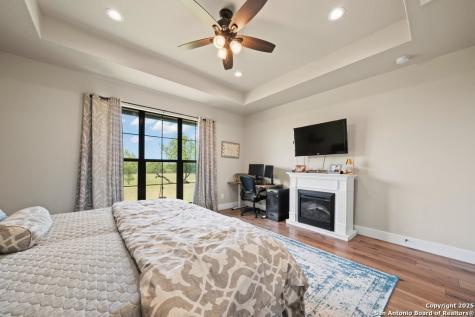 1212 Engler Dairy Seguin TX 78155