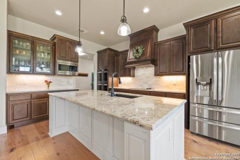 1212 Engler Dairy Seguin TX 78155