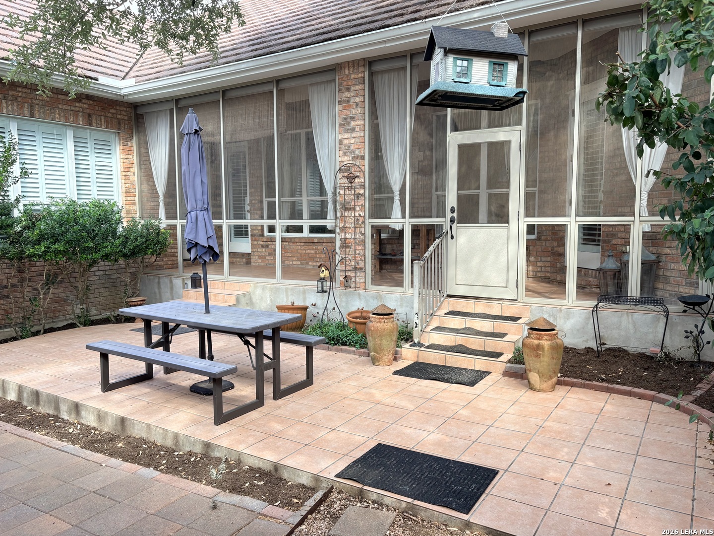 6 Horns Cross San Antonio TX 78257