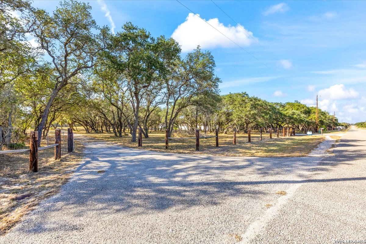 797 Killarney Road Floresville TX 78114