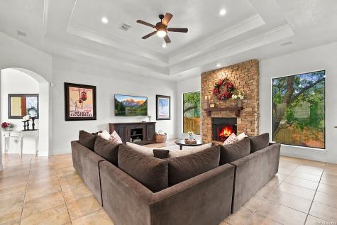 13312 Iron Horse Way Helotes TX 78023