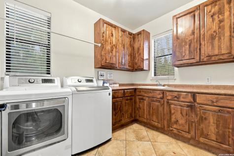 13312 Iron Horse Way Helotes TX 78023