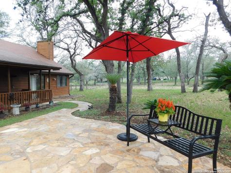 525 Cherry Ridge Floresville TX 78114