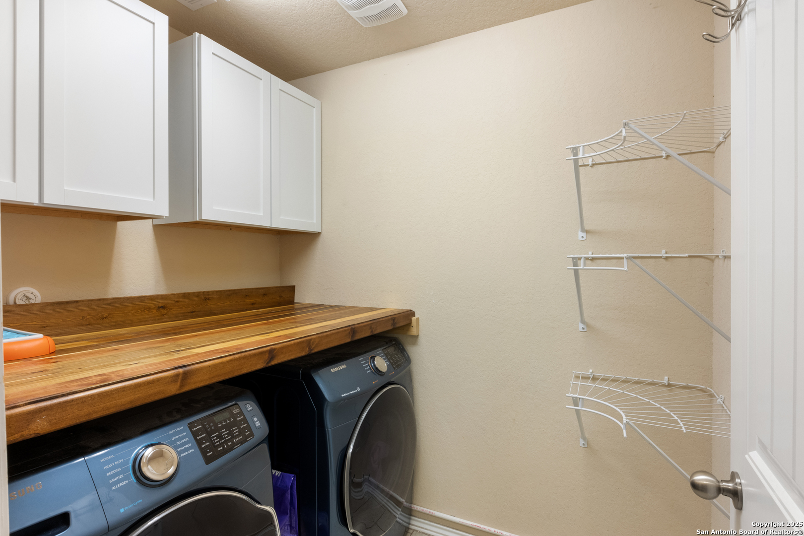 255 Elisabeth Run San Antonio TX 78253