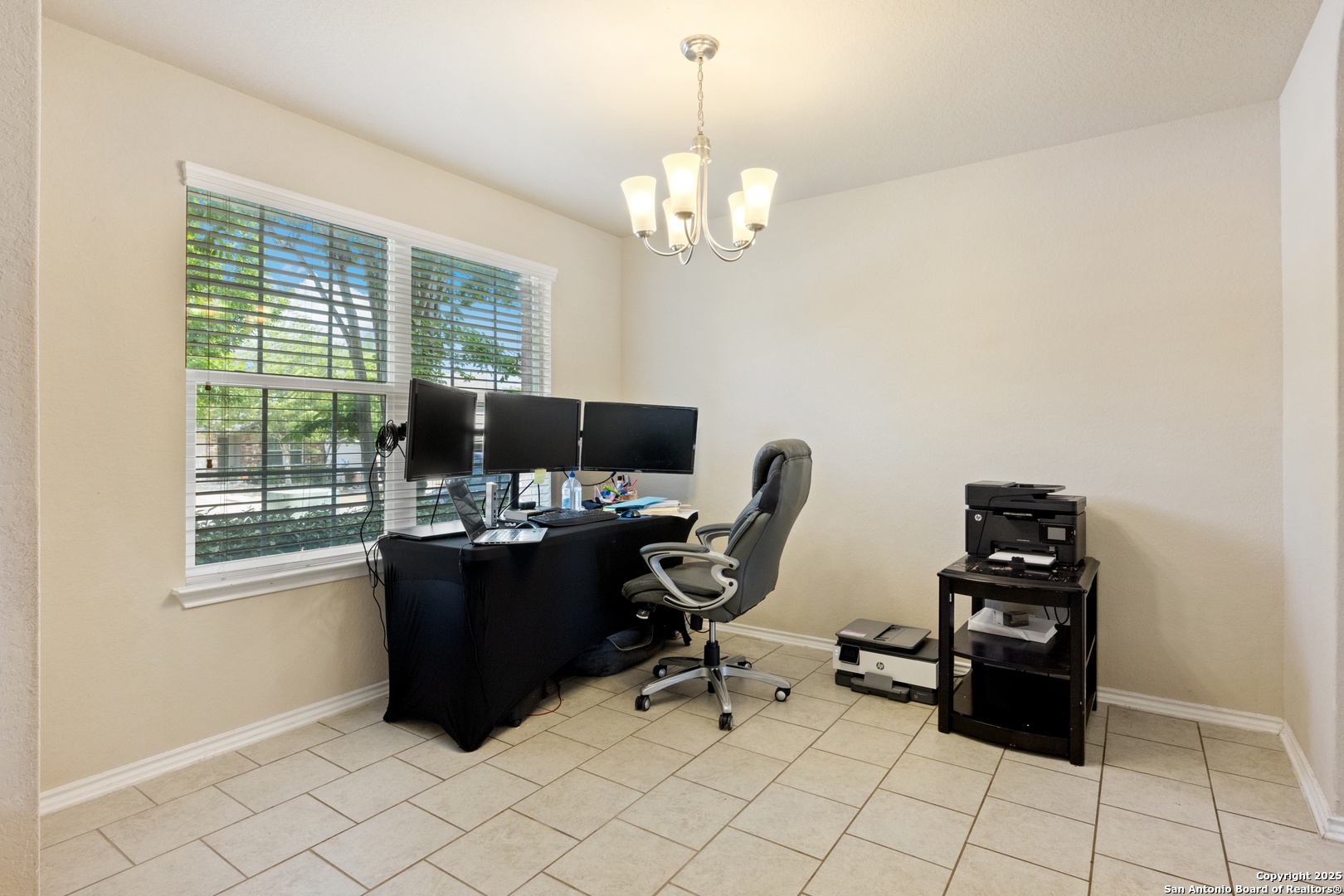 255 Elisabeth Run San Antonio TX 78253