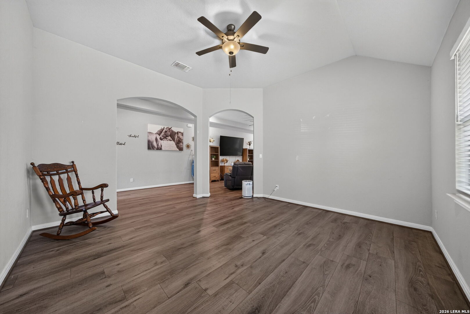5003 Village Park Marion TX 78124