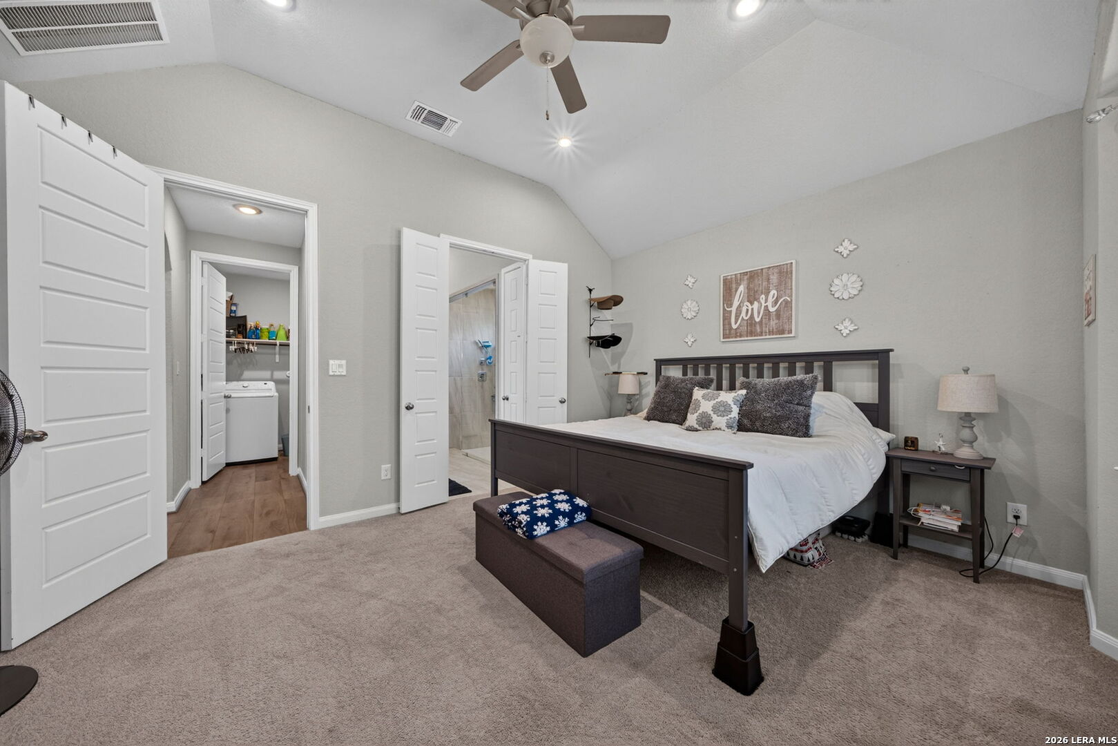5003 Village Park Marion TX 78124