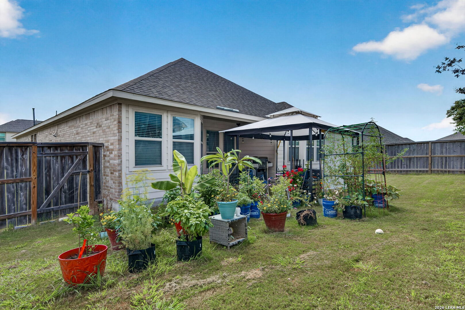 5003 Village Park Marion TX 78124