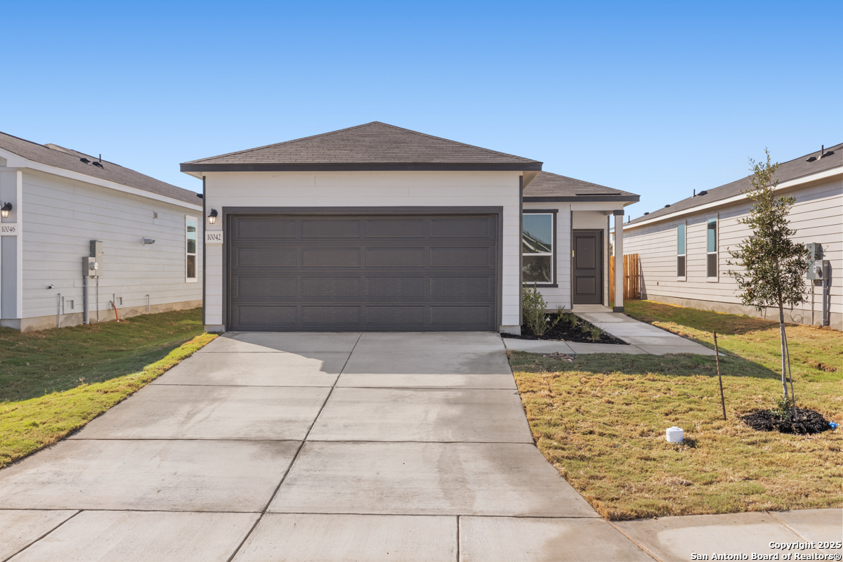 10042 Jagger Avenue Converse TX 78109