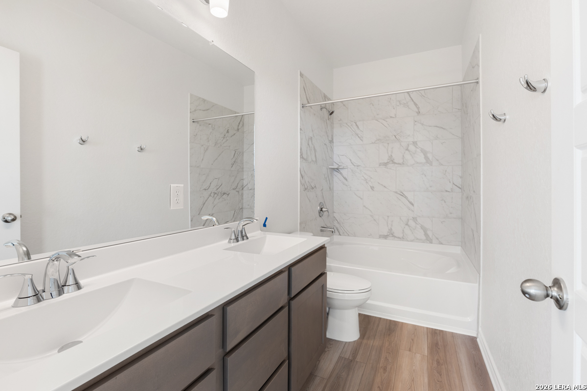 10042 Jagger Avenue Converse TX 78109