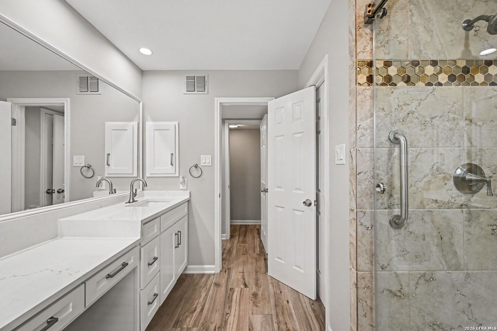 6154 Desert Trail San Antonio TX 78249