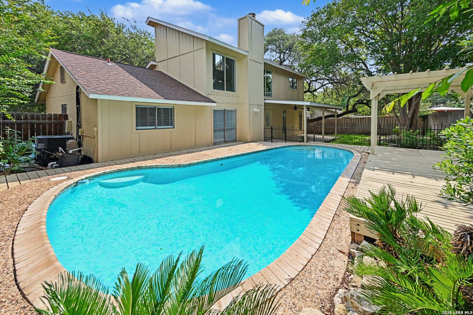 6154 Desert Trail San Antonio TX 78249
