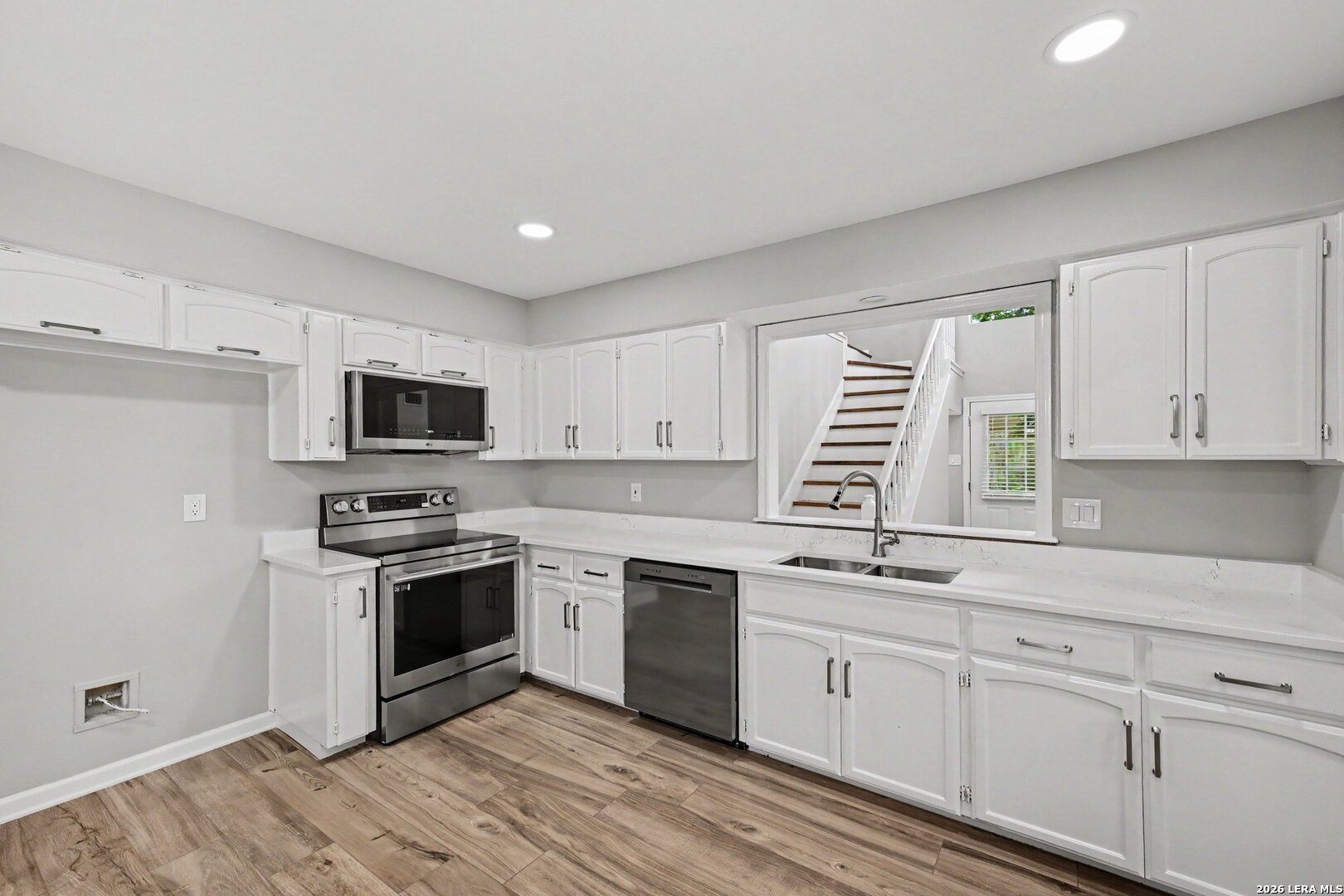 6154 Desert Trail San Antonio TX 78249