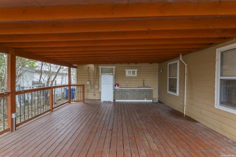 867 Price San Antonio TX 78211