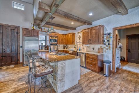1575 Mountain Valley Drive Concan TX 78838