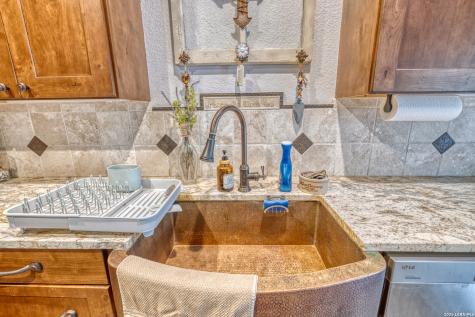 1575 Mountain Valley Drive Concan TX 78838