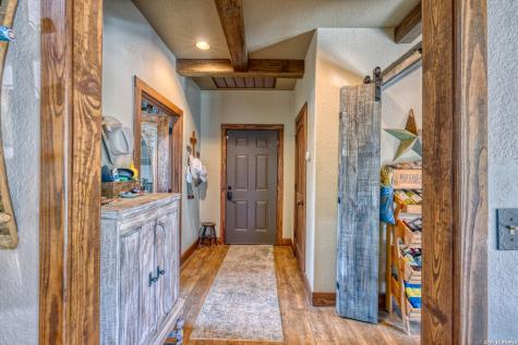1575 Mountain Valley Drive Concan TX 78838