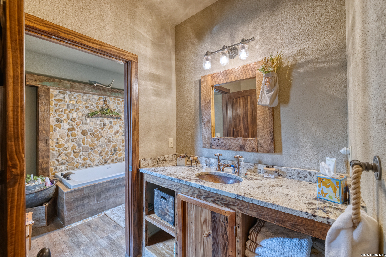 1575 Mountain Valley Drive Concan TX 78838