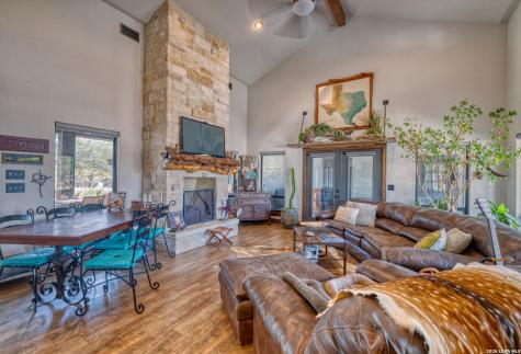 1575 Mountain Valley Drive Concan TX 78838