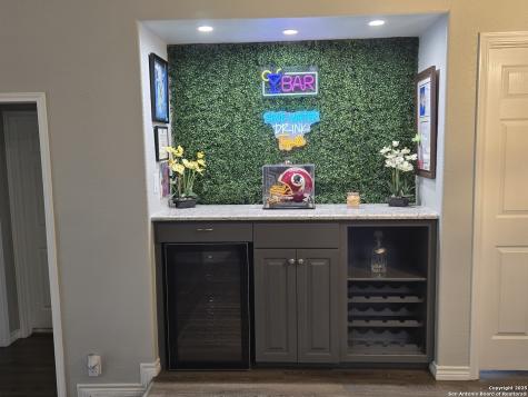 8715 Post Oak San Antonio TX 78217