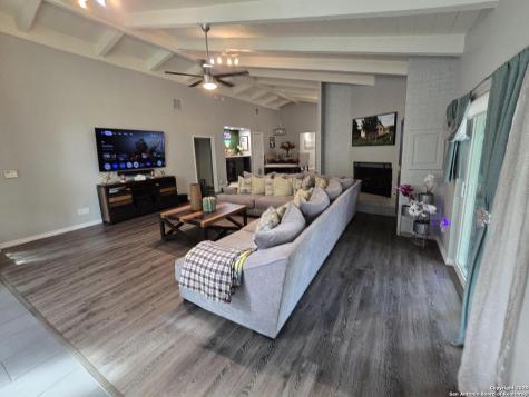 8715 Post Oak San Antonio TX 78217